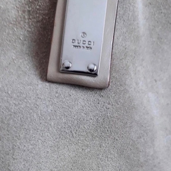 Gucci Suede Beige Vintage Buckle Hobo Bag Handbag - Picture 3 of 7